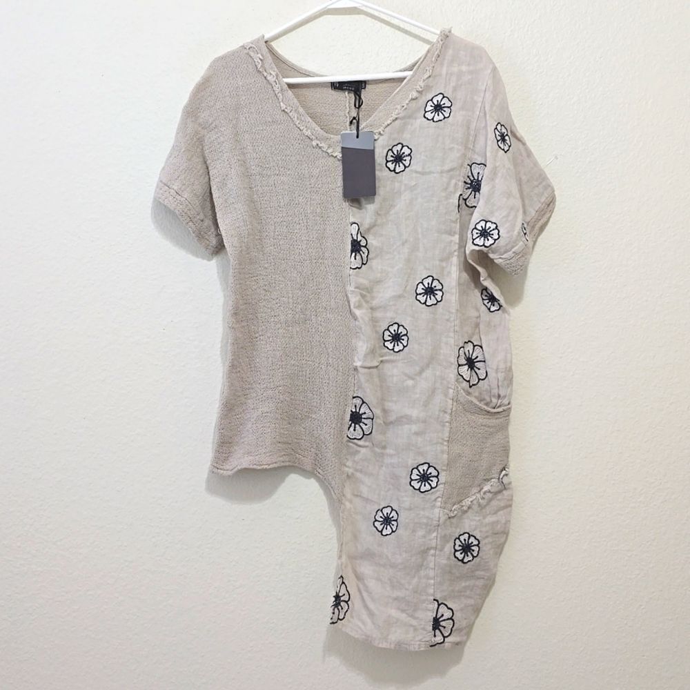 BELLA AMORE LAGENLOOK TUNIC SIZEโSMALL.โ